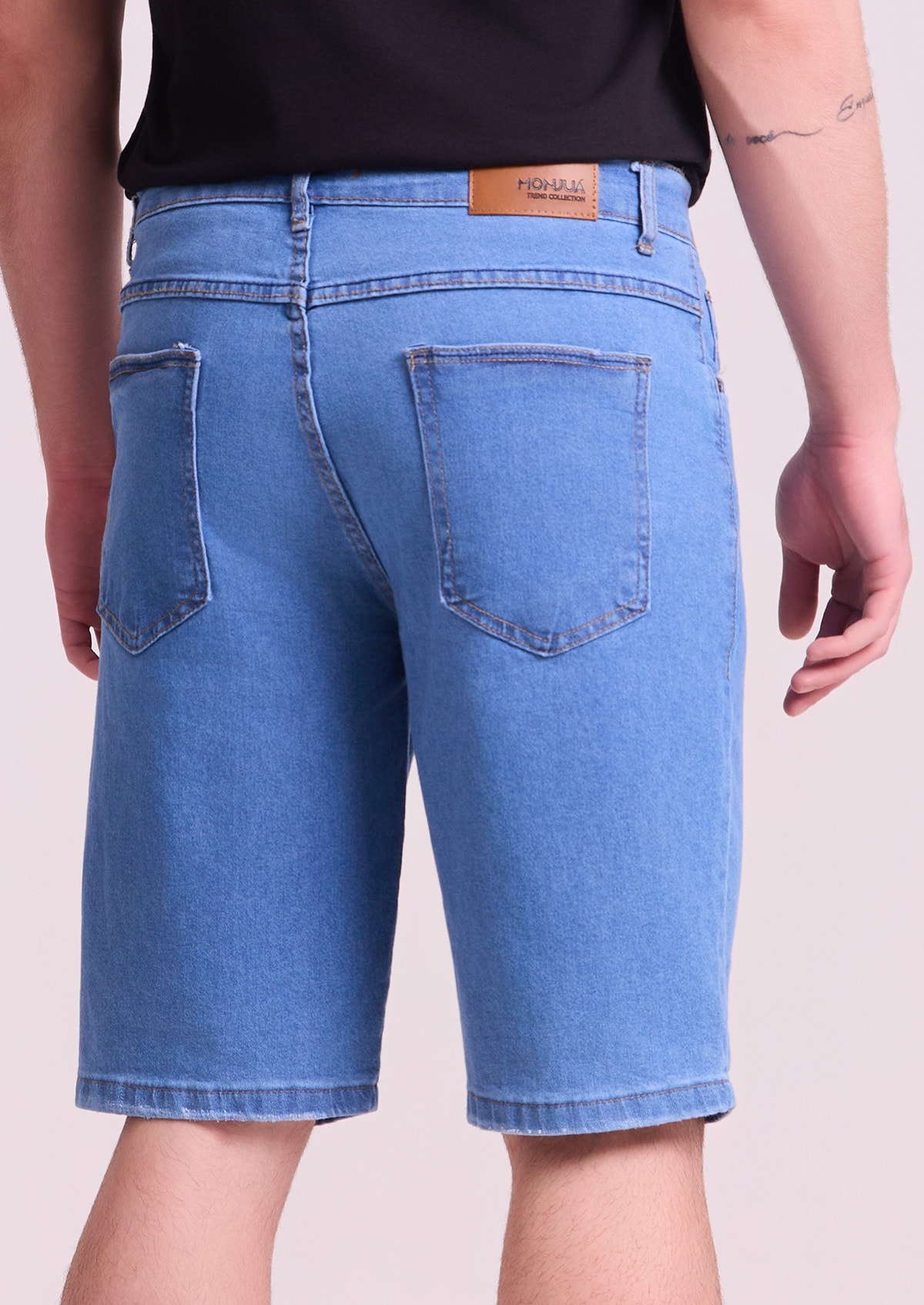 image_b69e7d01-8192-4c76-bf10-a3844cee2d4e