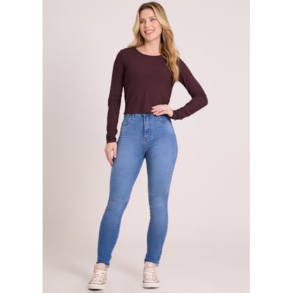 image_bec04ea0-61c3-45e4-8624-06a6a6becec2