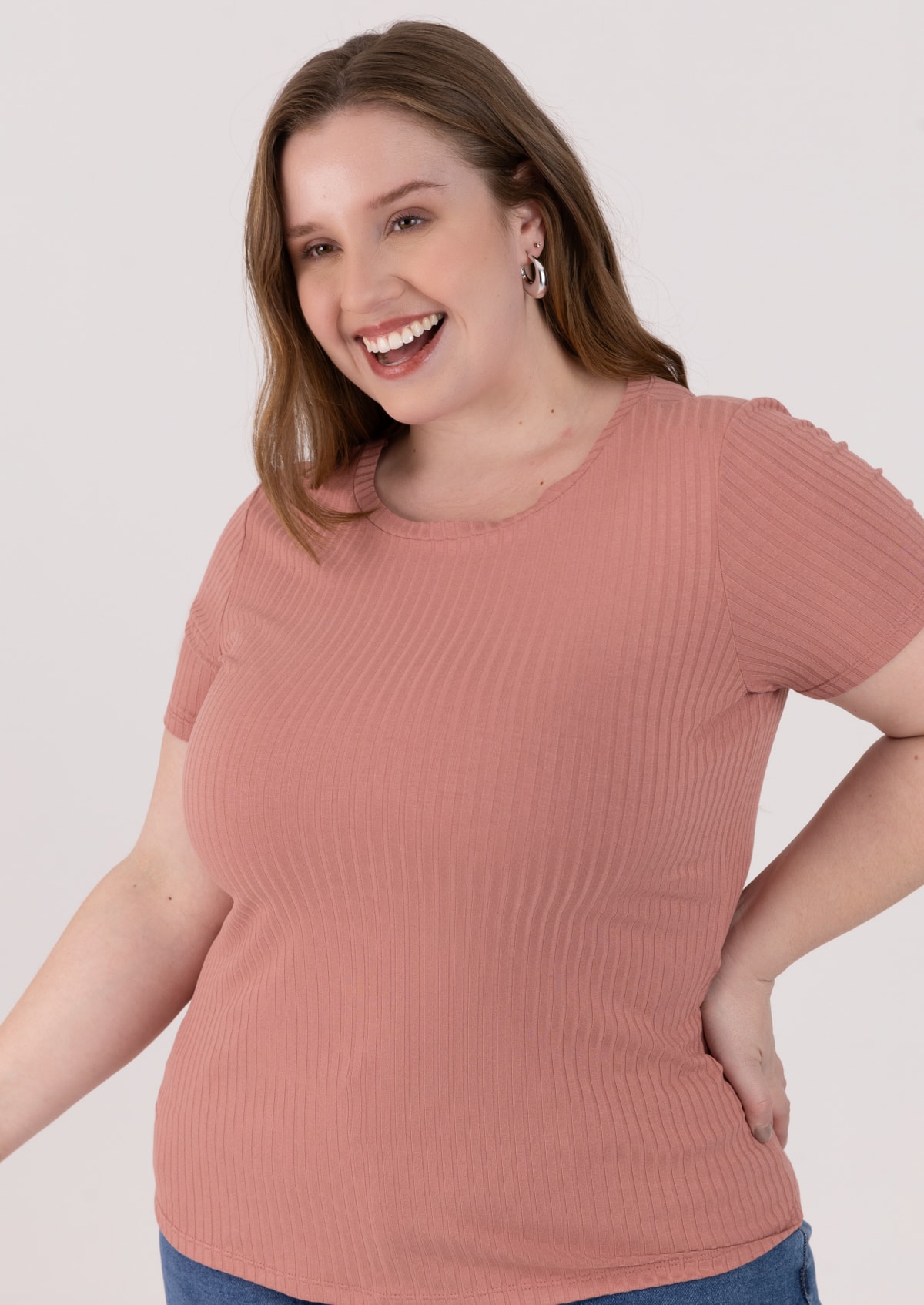 image_bca8c749-c0bb-4c24-ae75-dd9faddbb65c