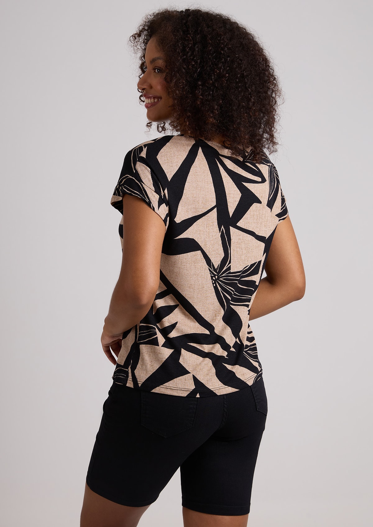 image_902b9716-3c99-4da4-8fc8-e091069463fc