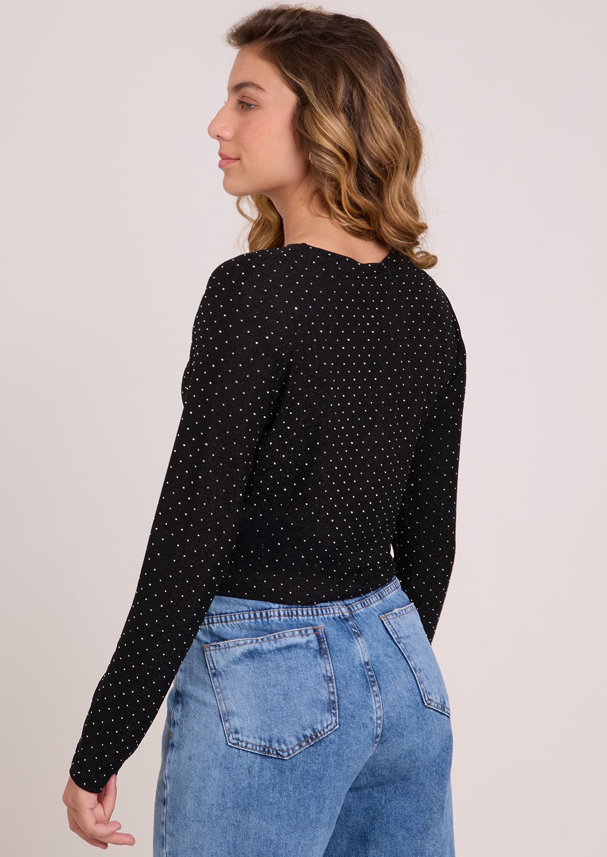 image_ca2087ce-7039-4915-8792-e3a1b4980889