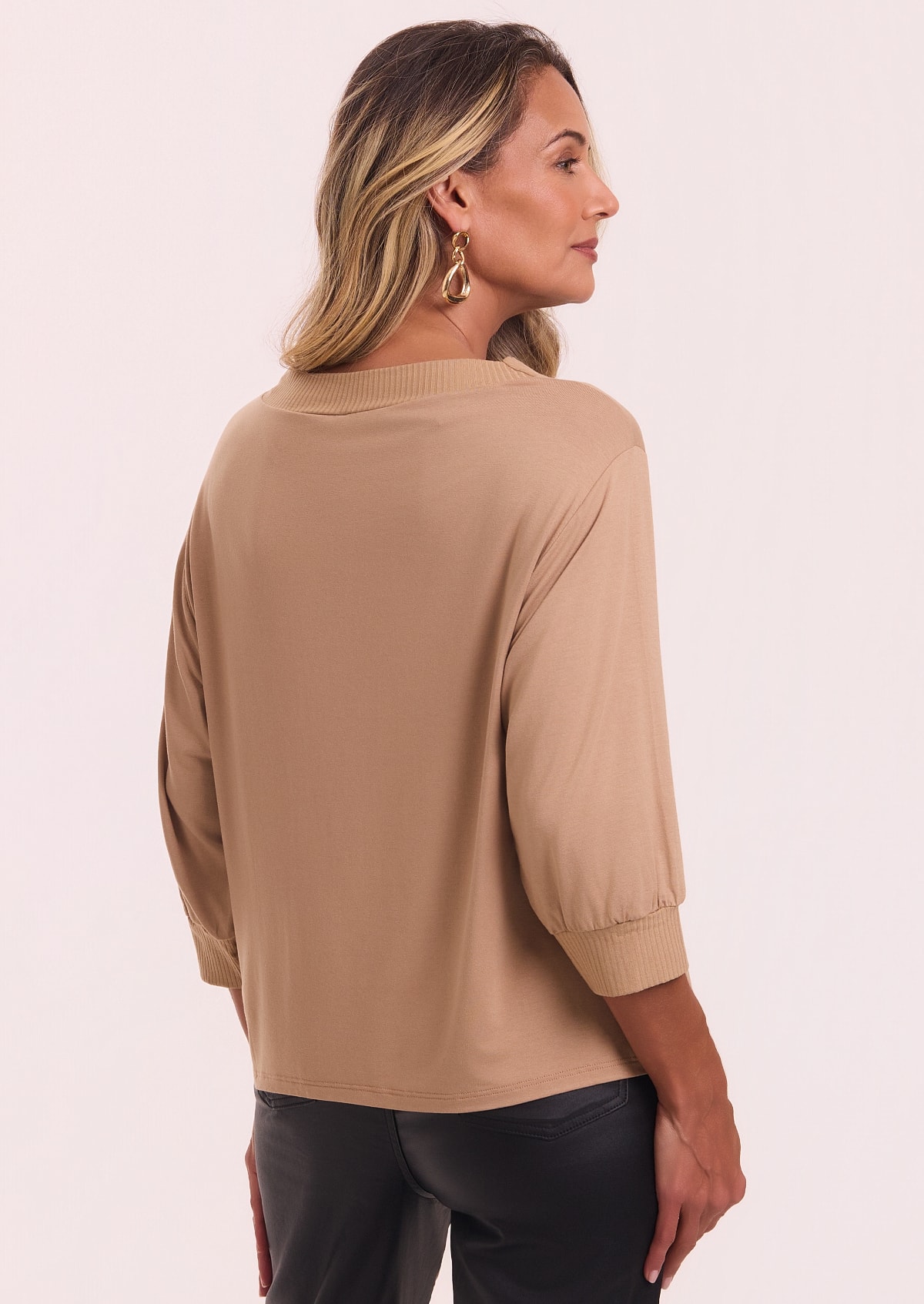 image_90c54847-a9b9-4876-9c9c-b72f9a8493db