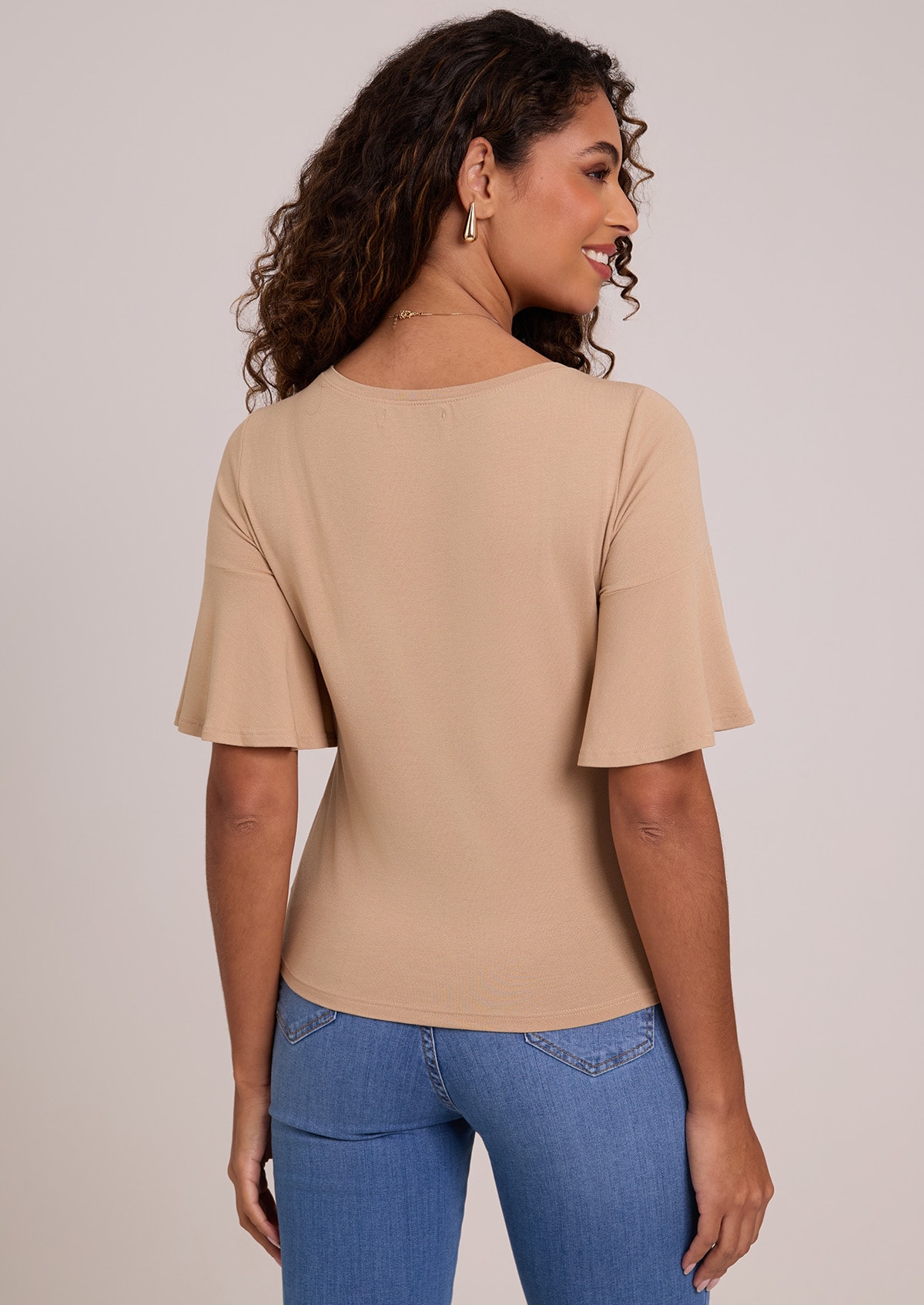 image_8e101216-2dbf-42a2-9ba9-d184b1dda979