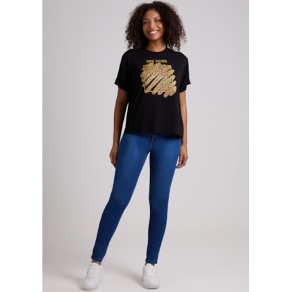 image_ce53c69c-4b6b-48f9-8d90-318c7602e3b1