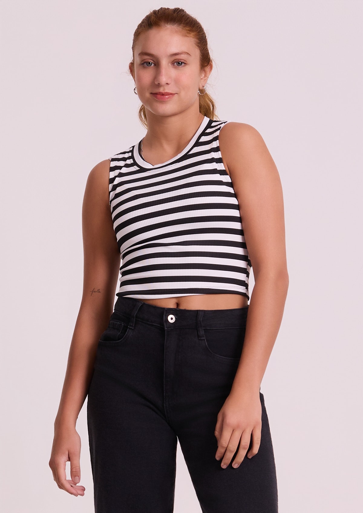 image_e9afe33d-e073-4193-b8a8-8d372c1cc81e