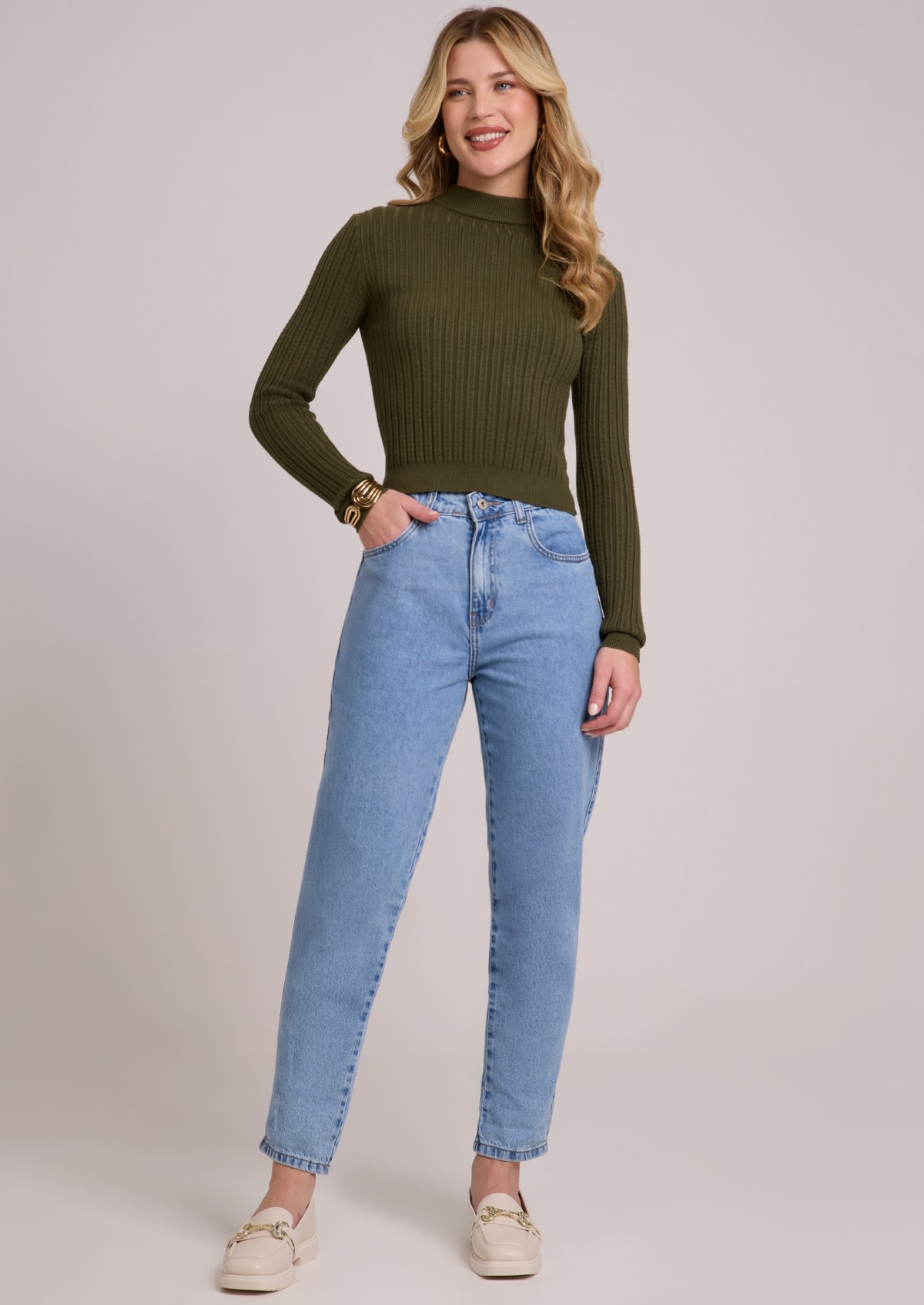 image_4a6b172a-0ea2-49d4-ae77-8a9b7213b029