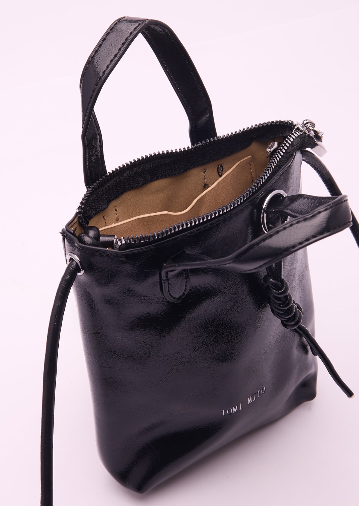 image_86583293-a3fe-46ec-830d-ee192f46f7d4