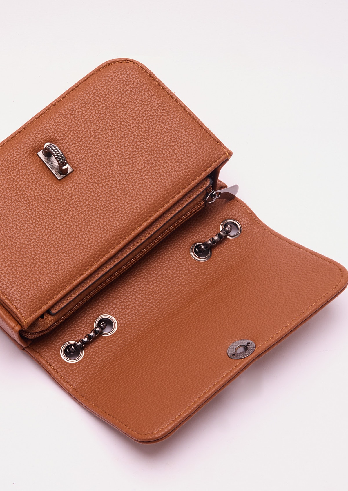 image_82182e38-cd67-4dee-b7e8-e6f5a2033fc2