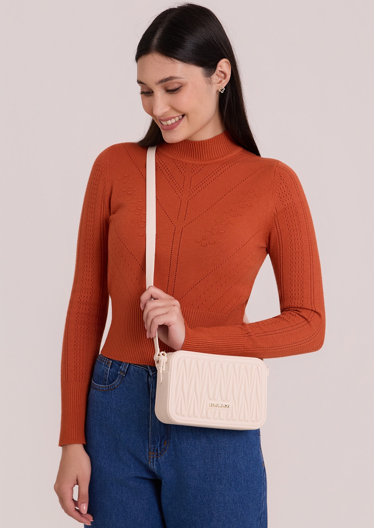 image_ca58b204-2490-4981-a795-6f3a94a344e5