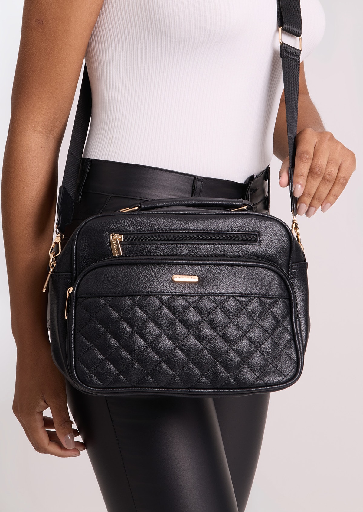 image_f2ac883e-1e6a-44b7-bf75-23e7ec96f5f8