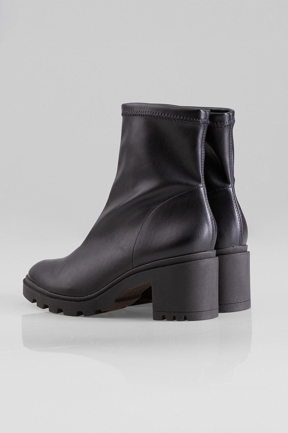 image_6b437d7c-d5e3-4d6b-bb33-35e2e2cd872a