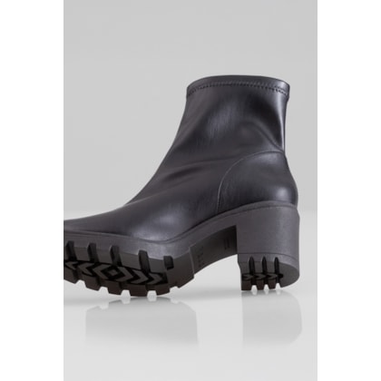 image_8abe89cf-ed1d-4107-bf0c-525d980d1852