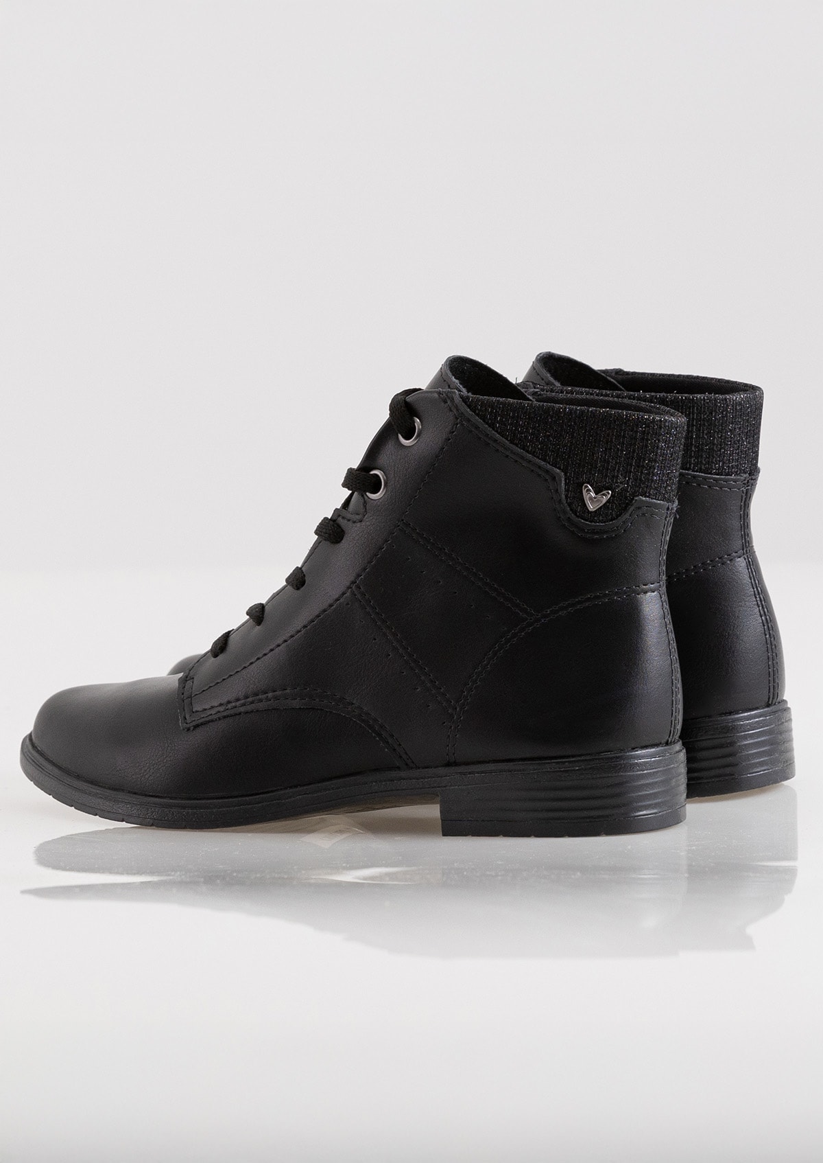 image_40ecb6ab-b023-4969-9042-bcd4deea3c5e