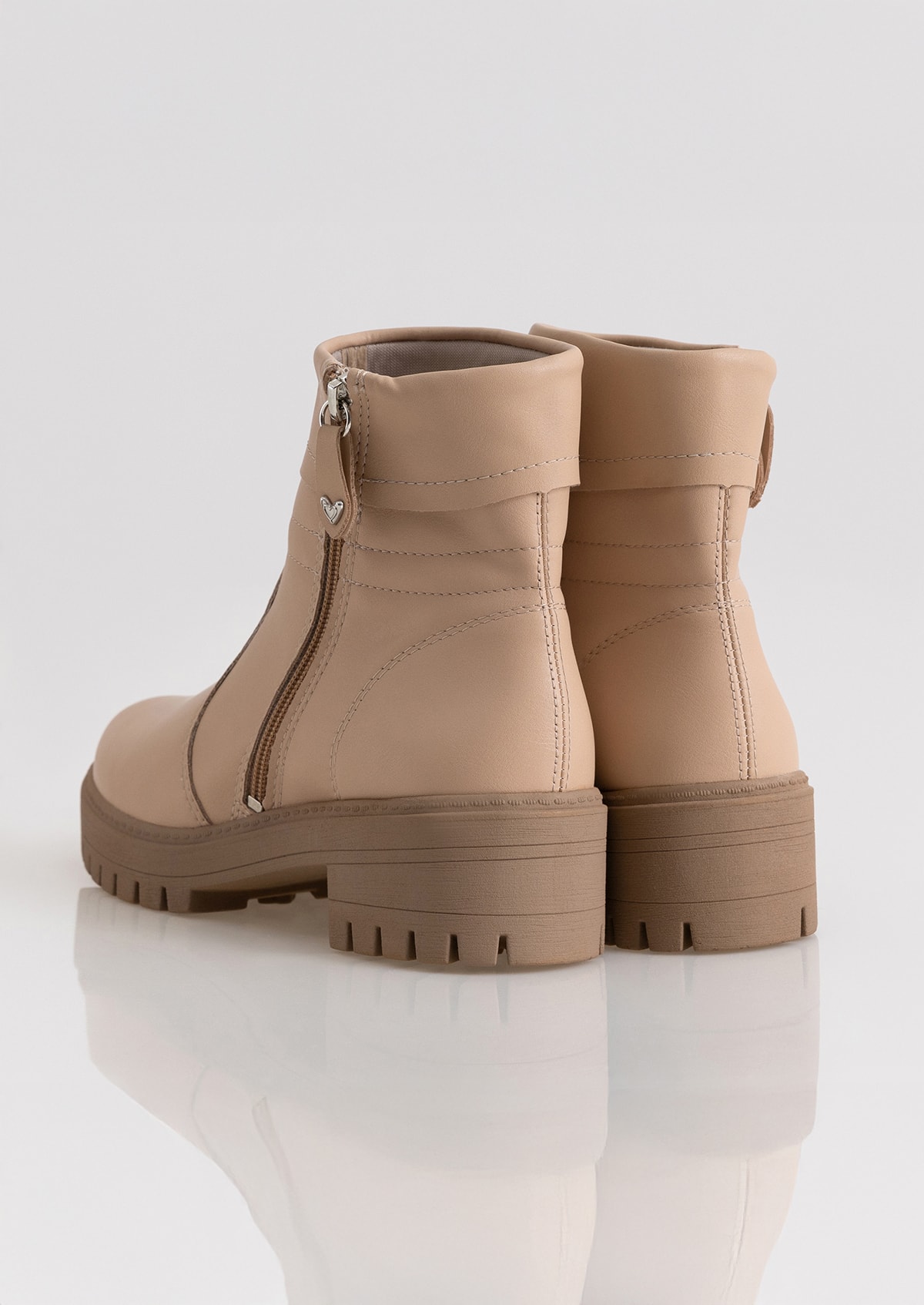 image_8f2e1a3b-9455-4938-9d4b-4243f011d74d