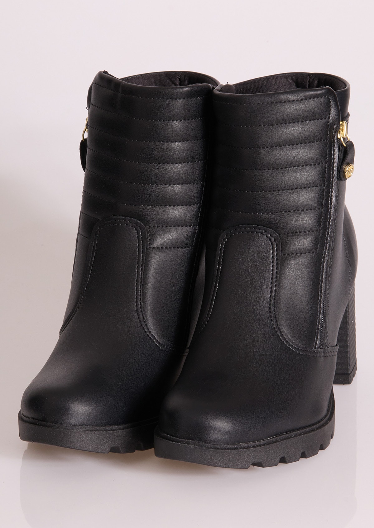 image_fd4dbbb6-58f2-4700-bcb2-099fa03dfa7a