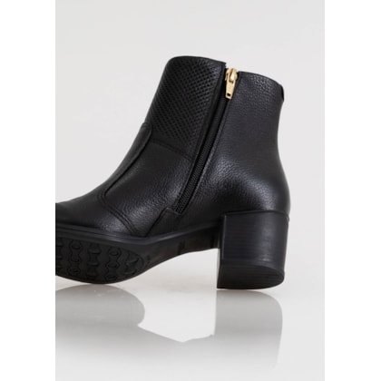 image_a121886e-031c-47b5-aff0-5883f403464d