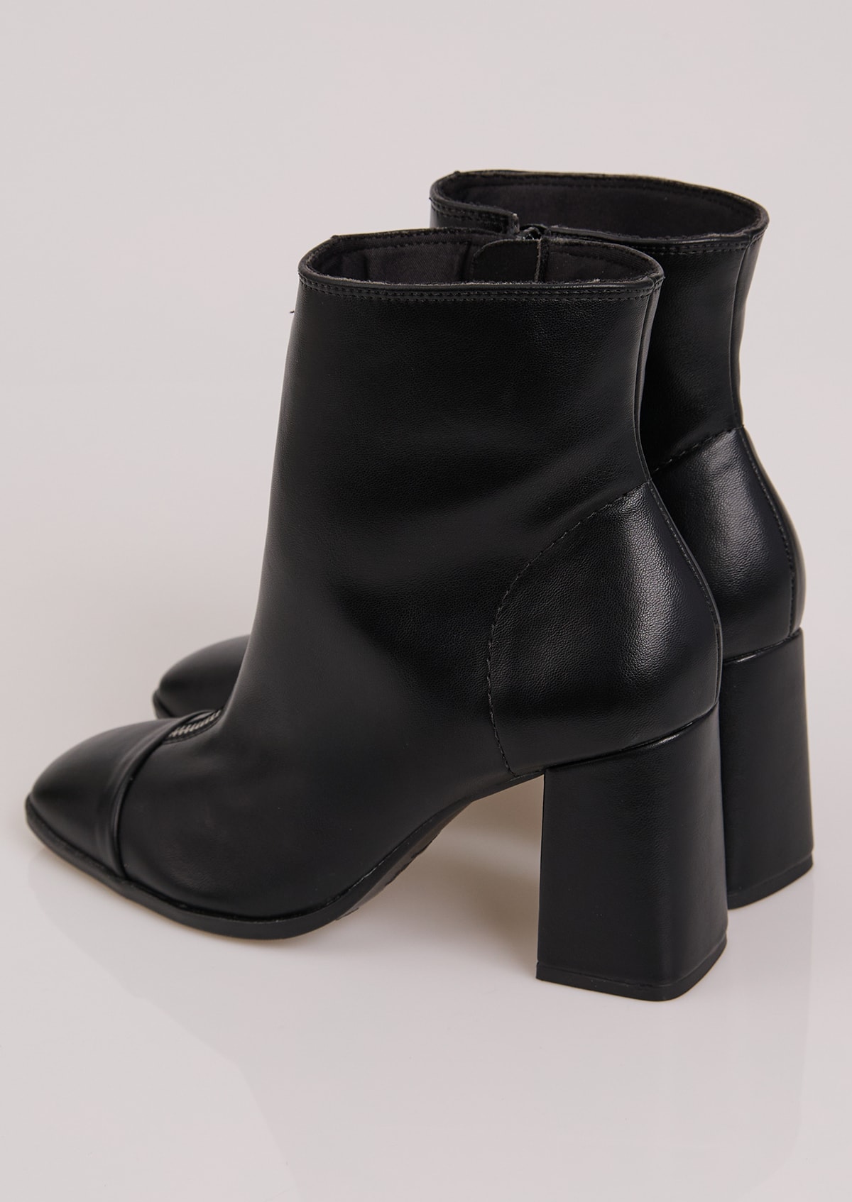 image_f6a634d5-4d31-4f67-ab9d-ca182f6f9606