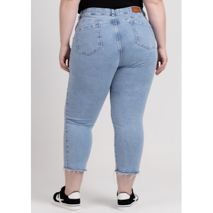 image_dda7f02a-7a4b-43d9-9c73-dcf63ea5fefd