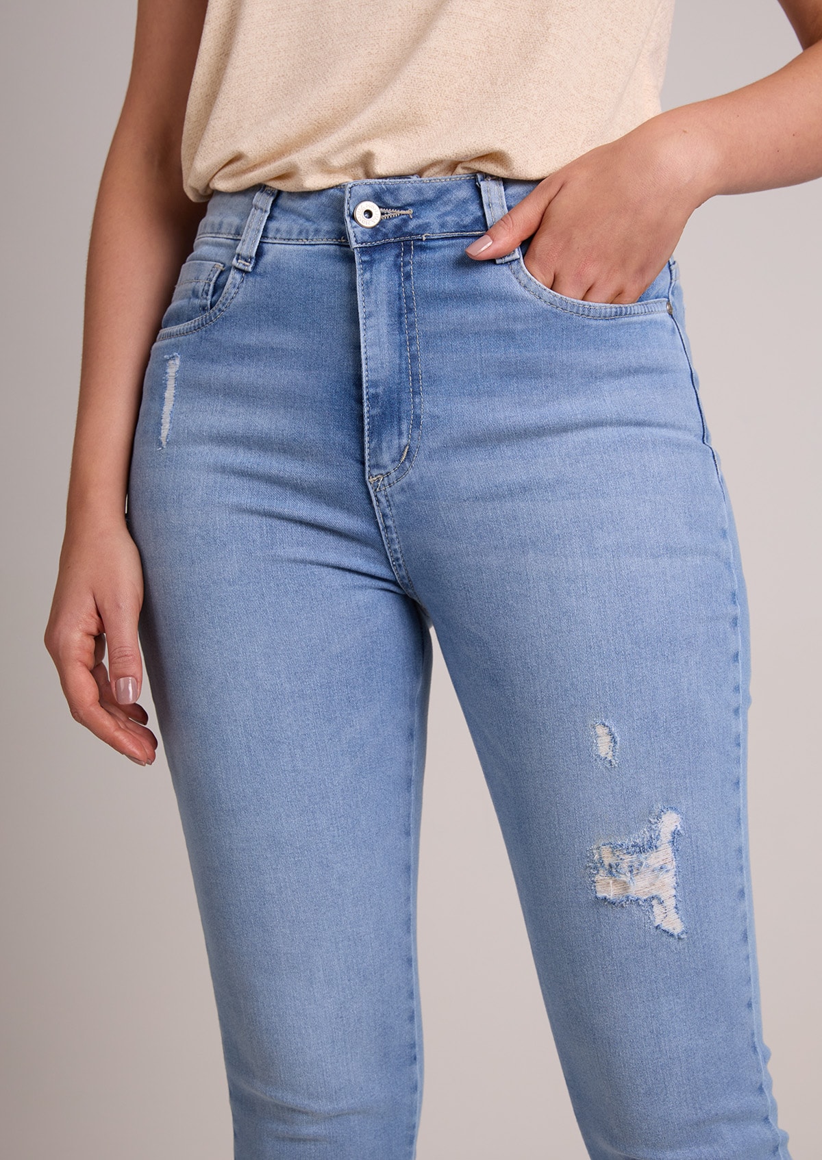 image_2ab2bdd4-2925-4de9-af05-5a7414a2daf0