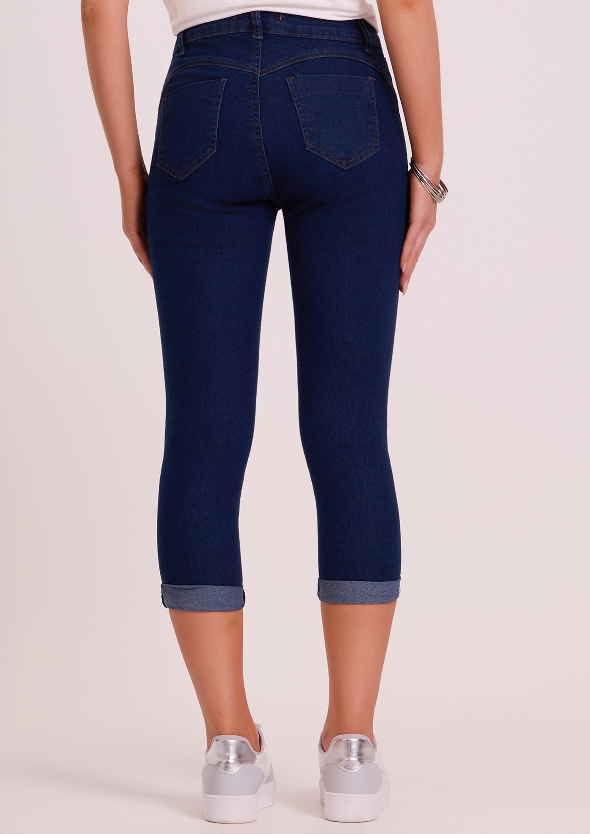 image_e7b44159-7dbf-4a34-b66c-a5c31e8a21d3