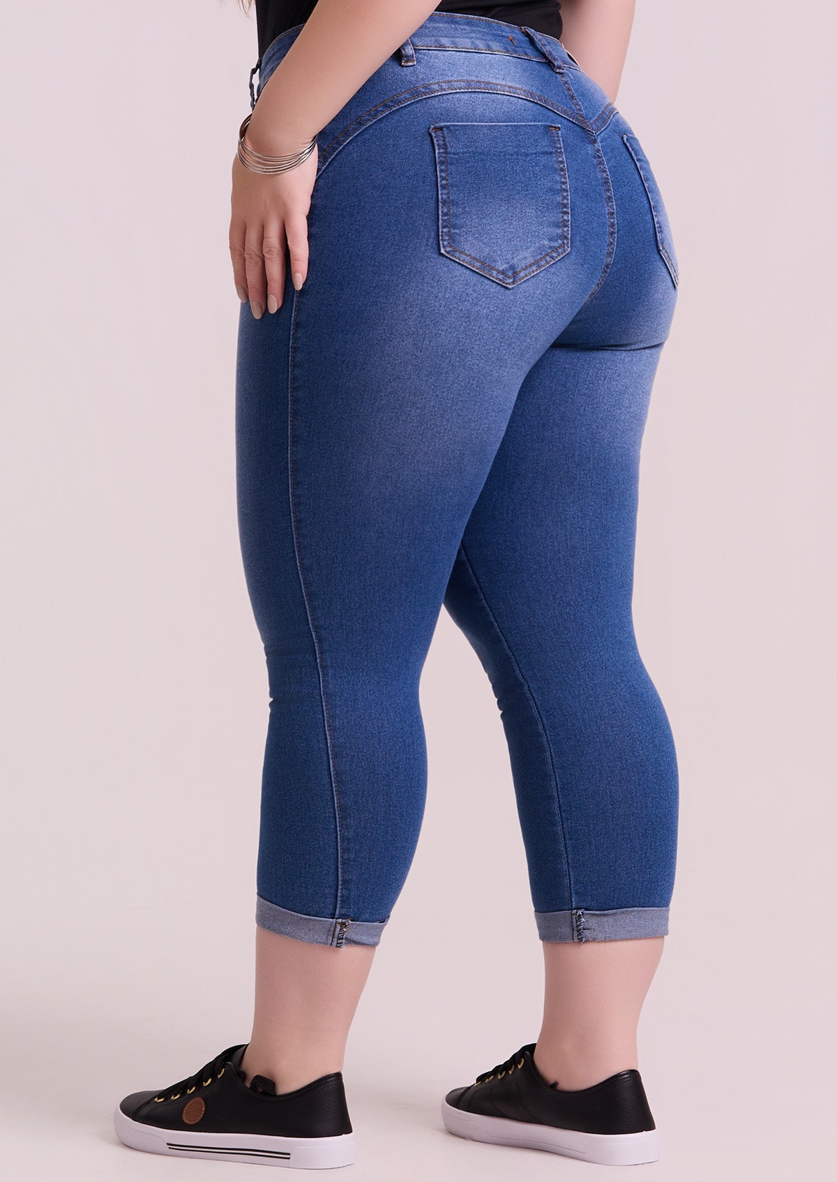 image_b6cac82f-89a3-45ae-bb3e-492812f0d1ab