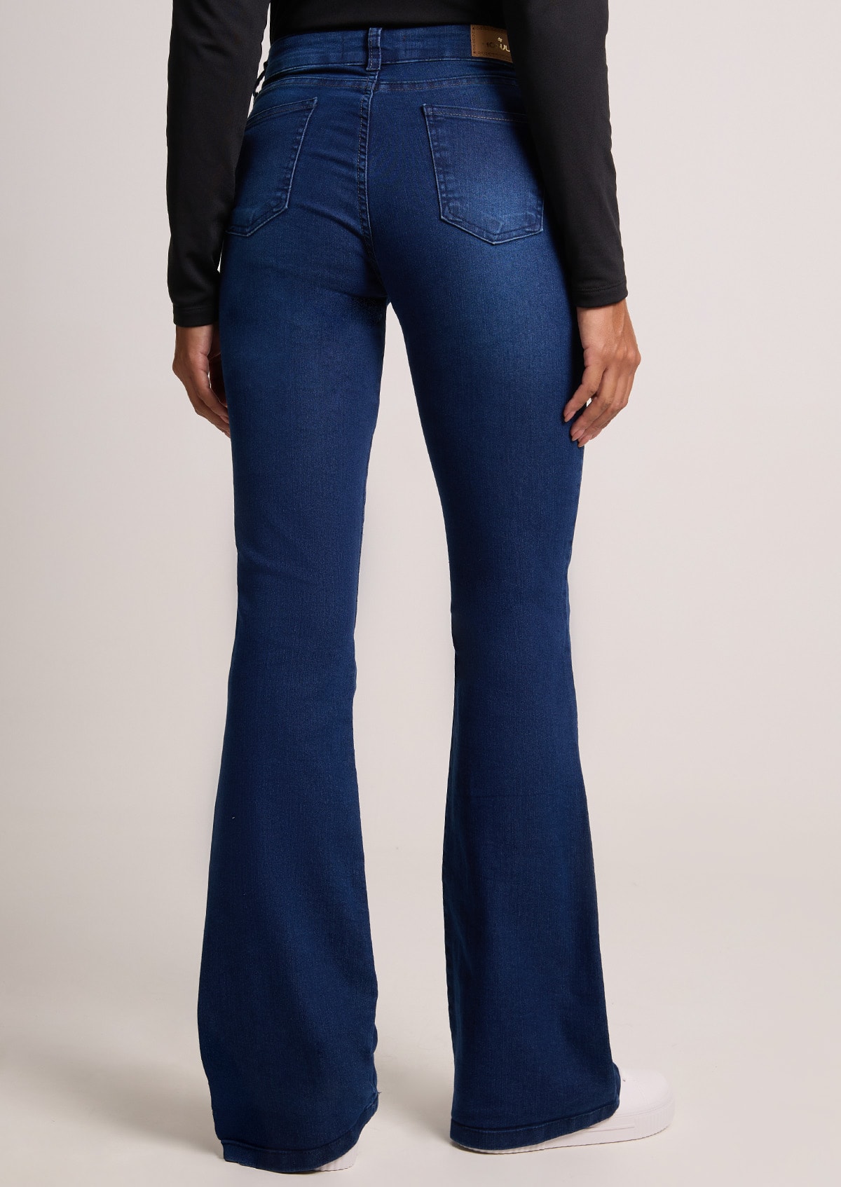 image_5b50018c-3dd8-4695-8daa-1fc5073000dc