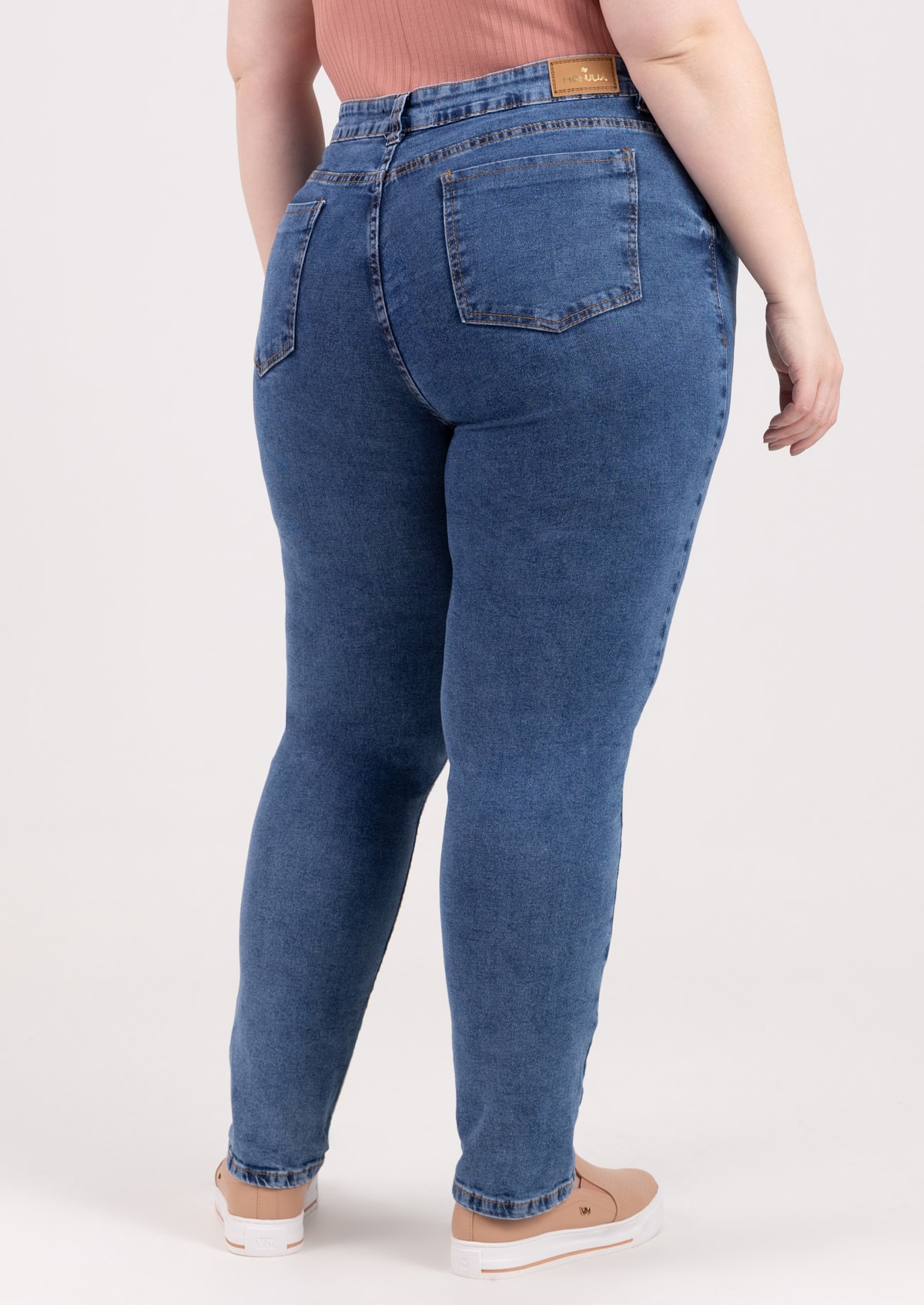 image_e2b4970b-d3ff-41da-9afa-9a3e752e8f2d