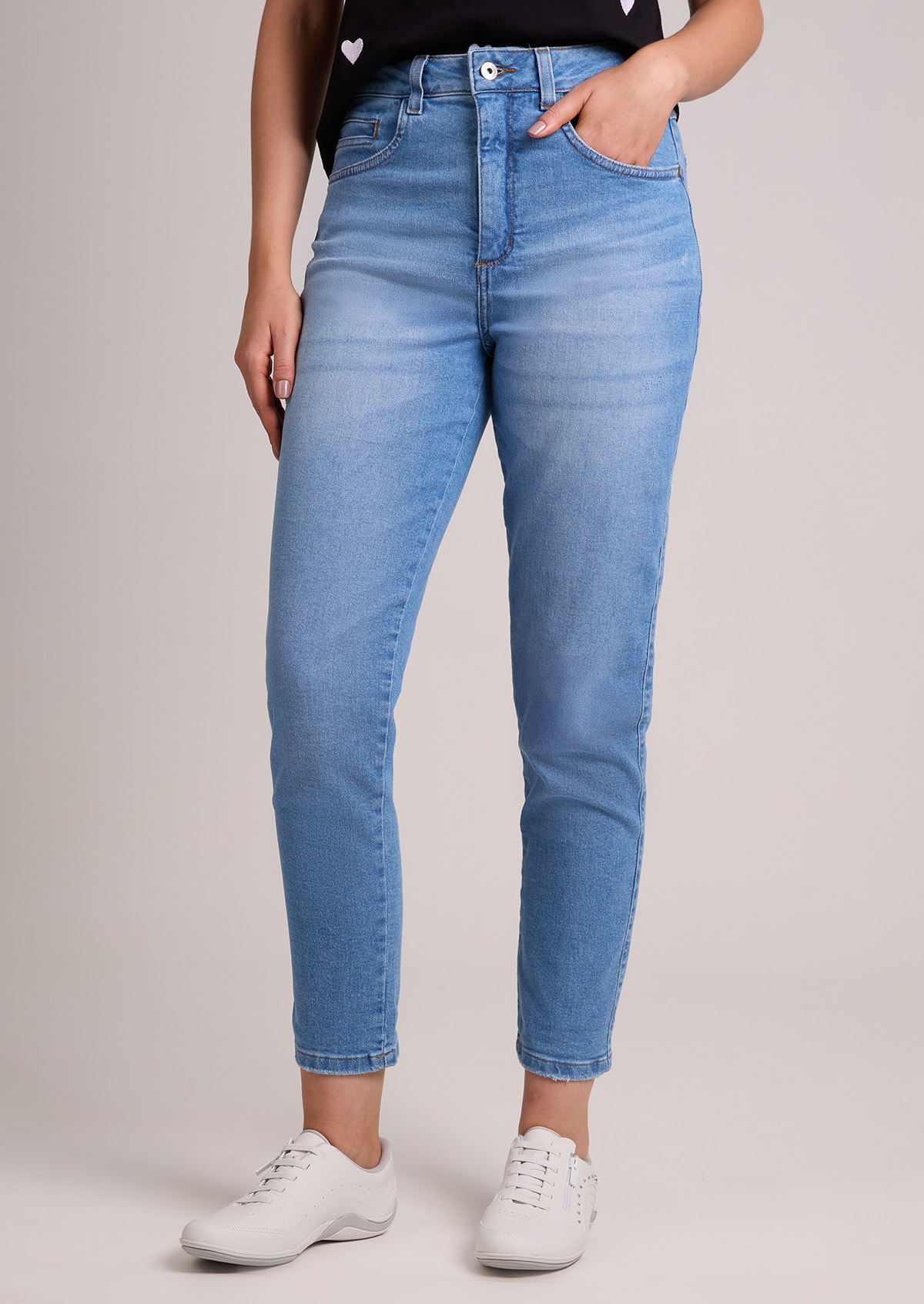 image_497e9447-c61a-4275-b7cd-05c9c6c03d0b