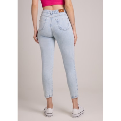 image_8a71ed51-5d55-44d9-8f33-39e3030179c5