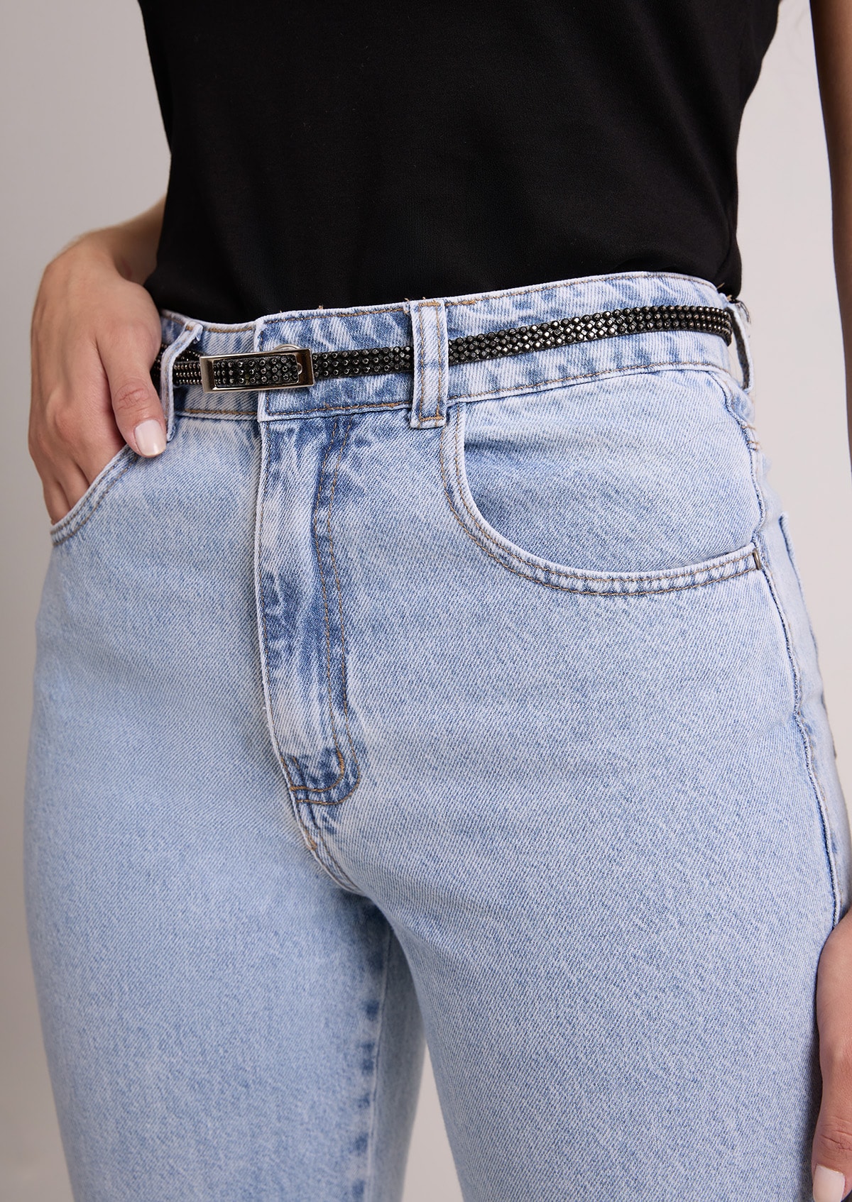 image_a9fb5957-8443-4579-88ab-7b36dd71f72a