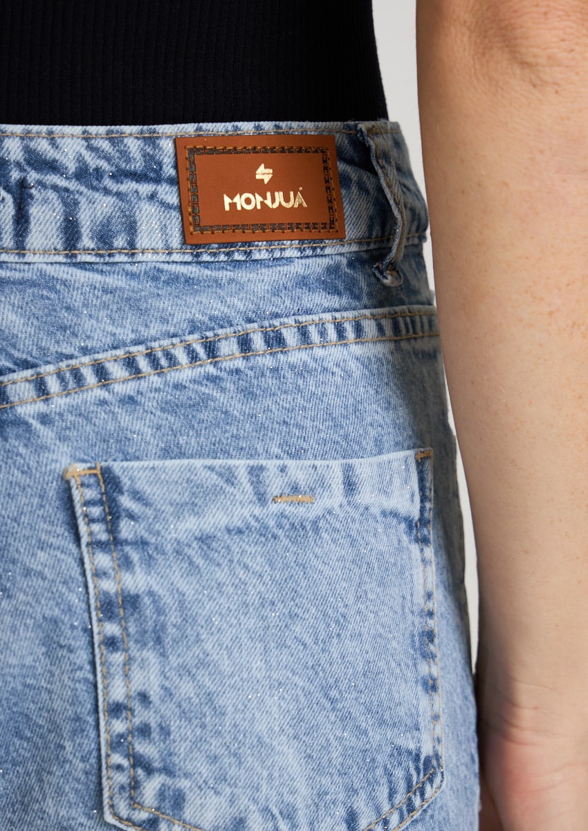 image_aefd6fd4-6419-4e0b-a477-976082e0f68c