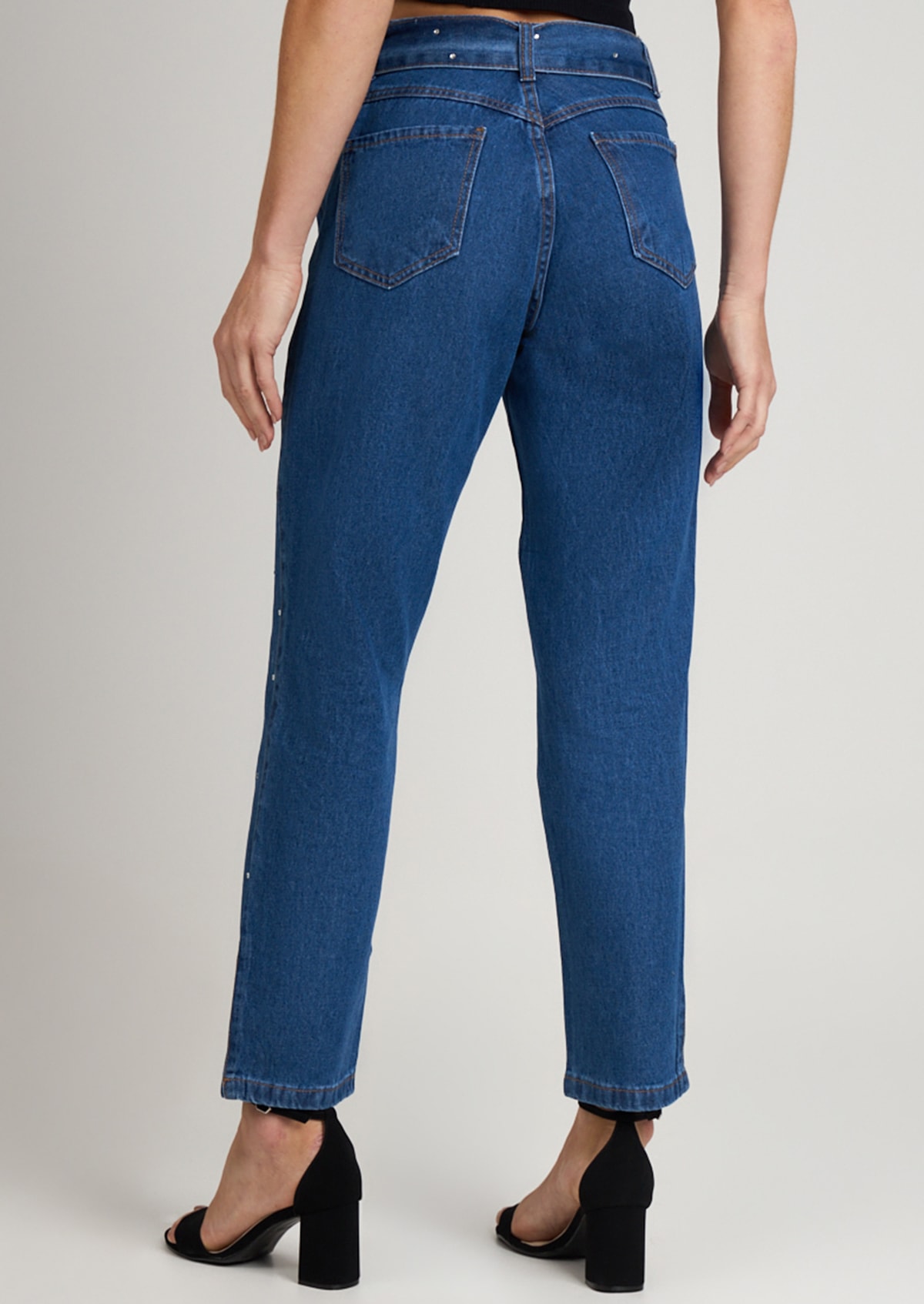 image_88a1a63f-d573-4d20-a3e6-8da56c93dae0