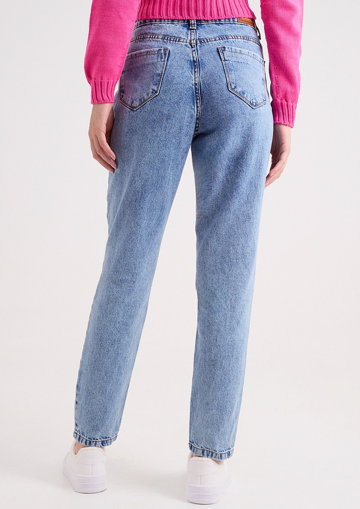 image_a8a876b3-4b0c-4093-bc20-afda5d7f54b4