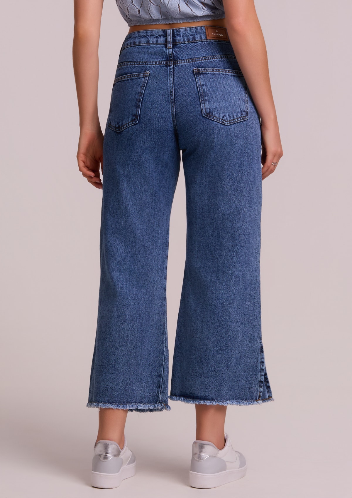 image_d80c9ba6-b6a2-49dd-b05b-a47bad4df3d5