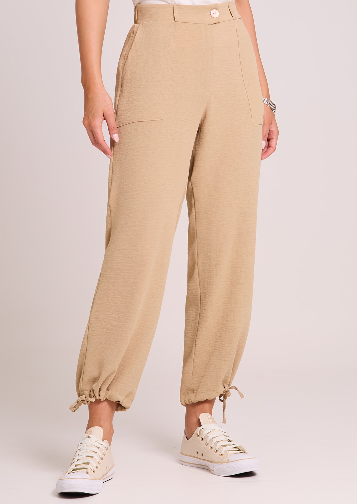 Calça Parachute Bege - Monjuá