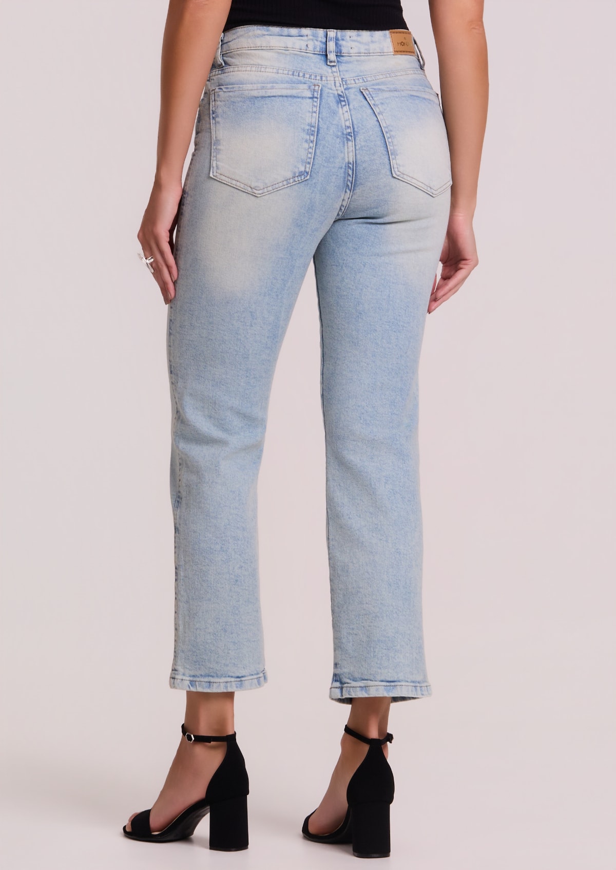 image_bb7fd2c7-af82-4a59-9415-8a835c38406f