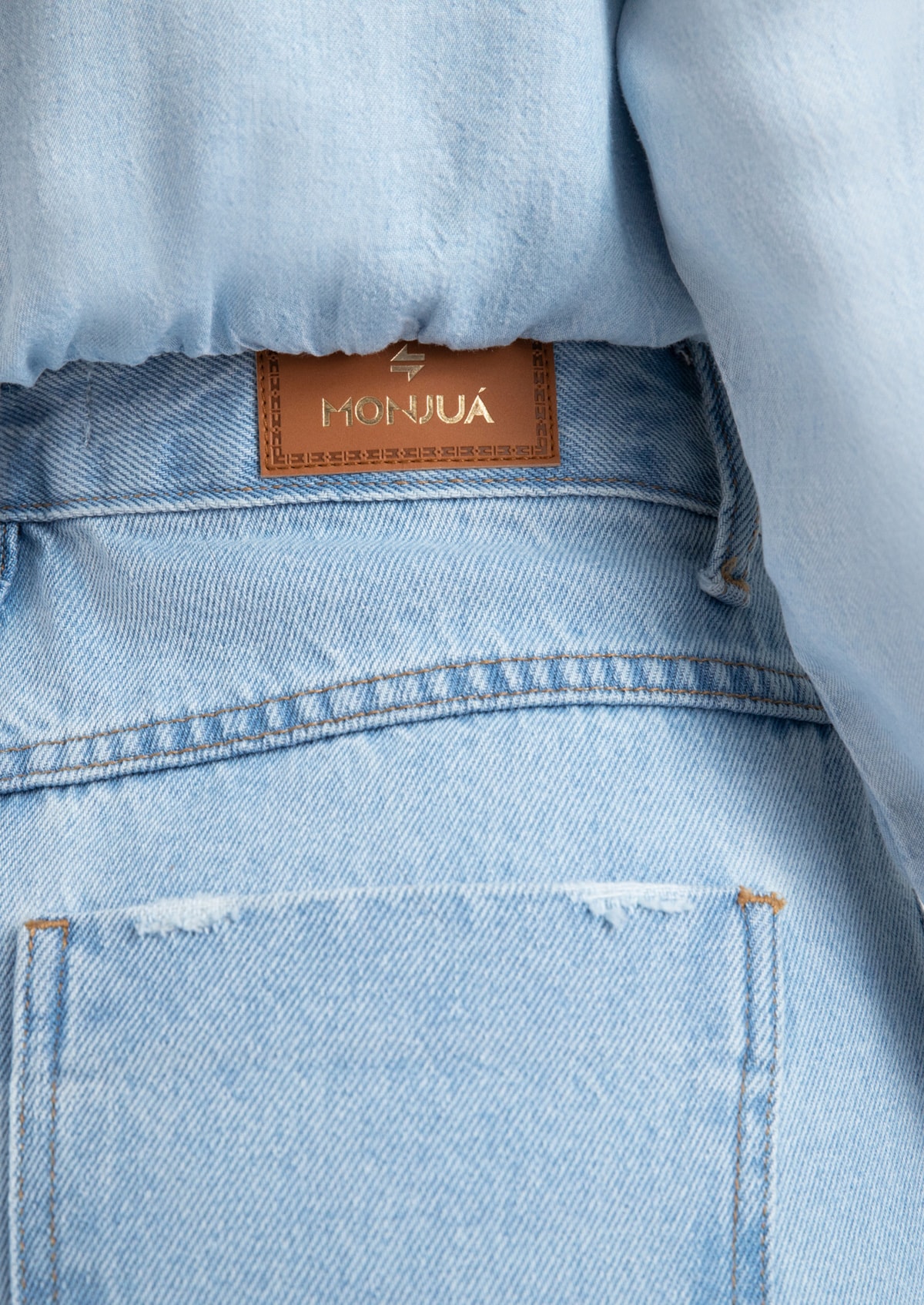 image_bfc4e41f-f7b1-412c-95e3-17dc6d3ea200