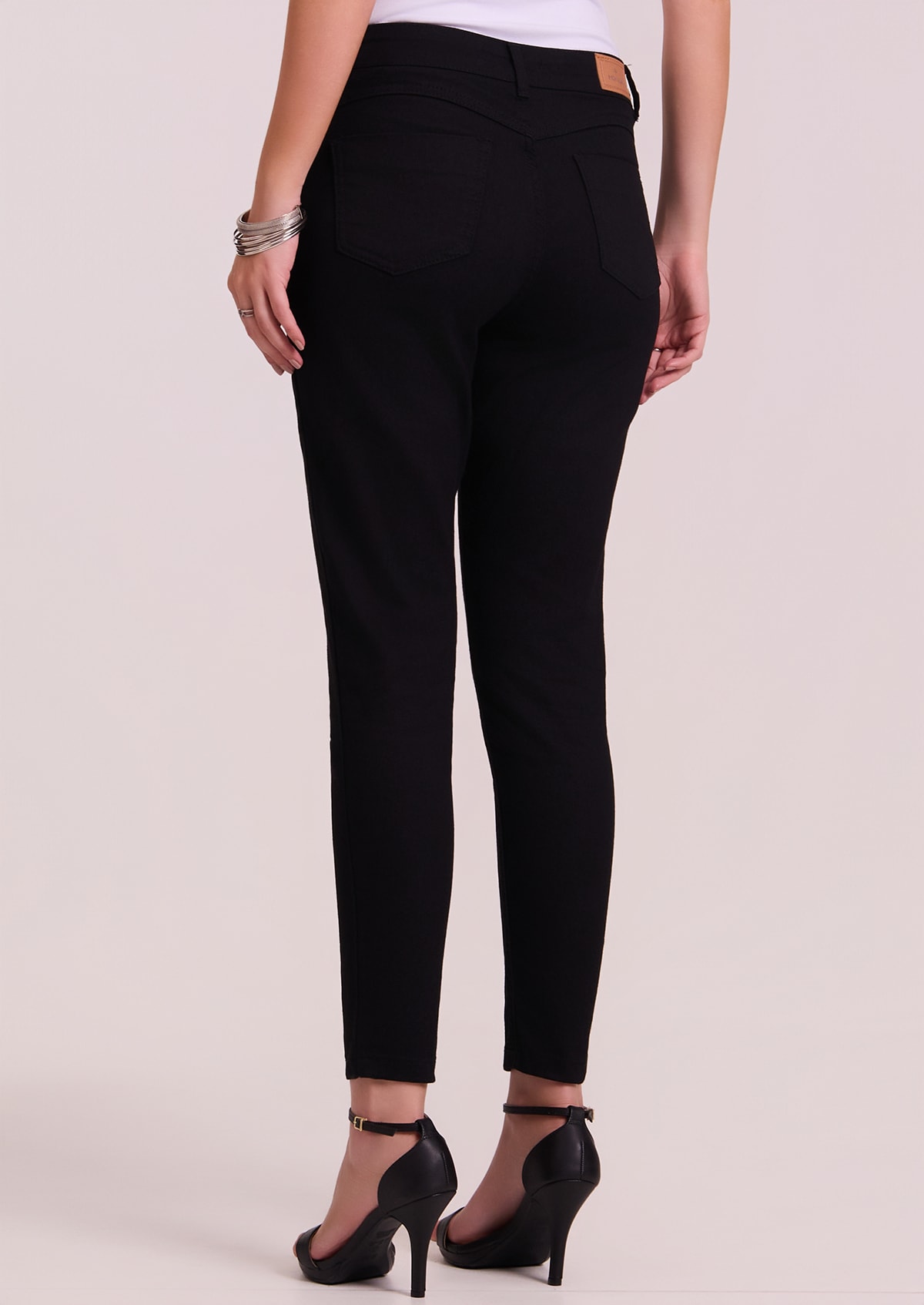 image_8ede7a79-0d8b-4f40-928c-920fdd290743