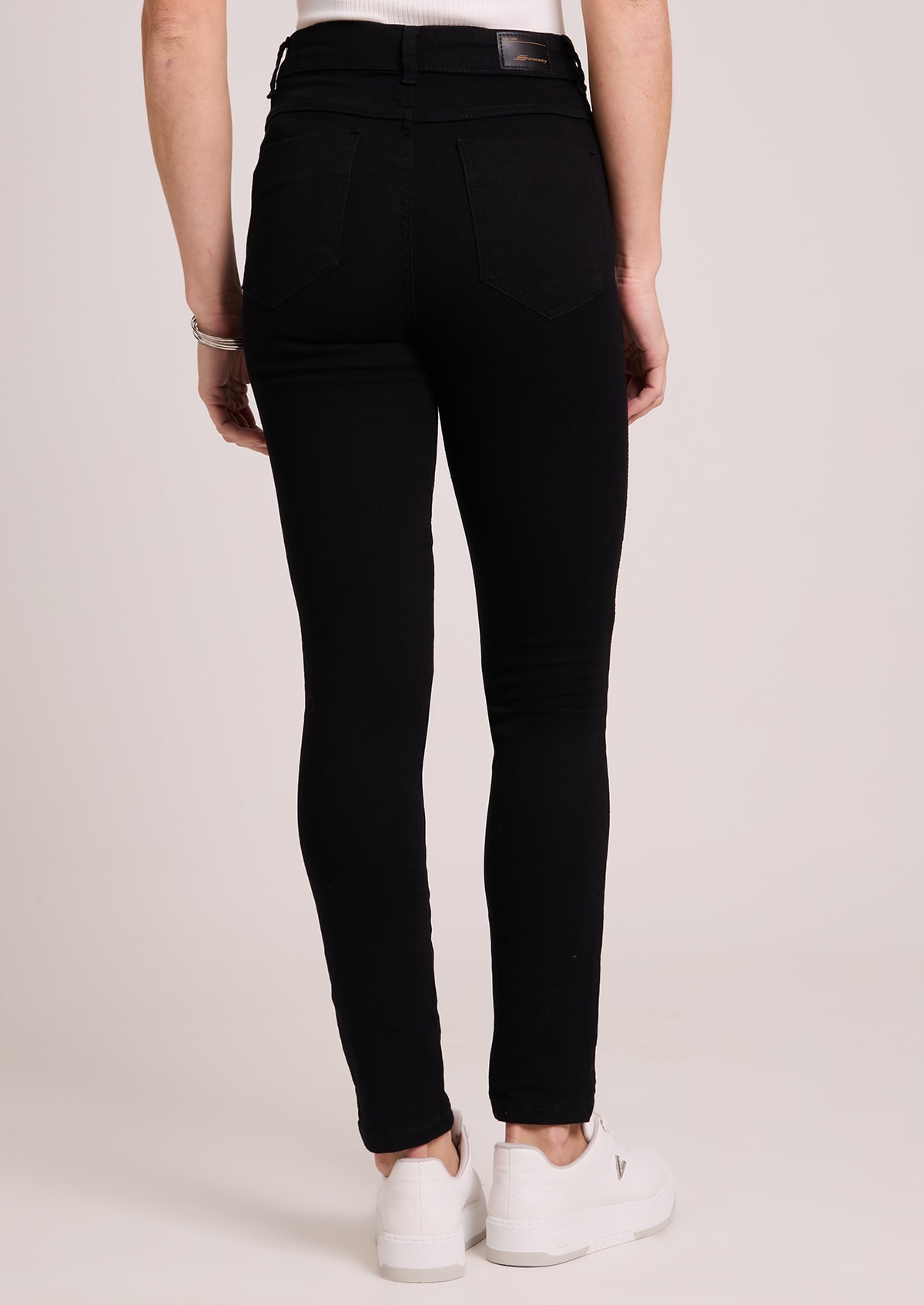 image_899c9915-2de7-44c1-b058-91379e7f9402