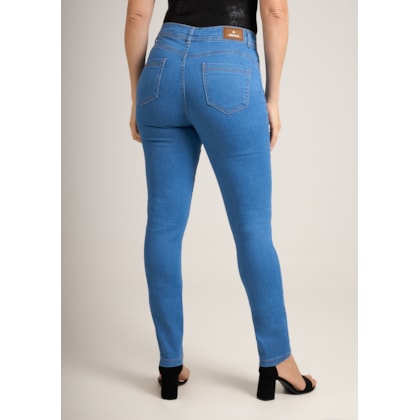 image_b3931710-8843-4032-a1d2-be41f2c7bb12