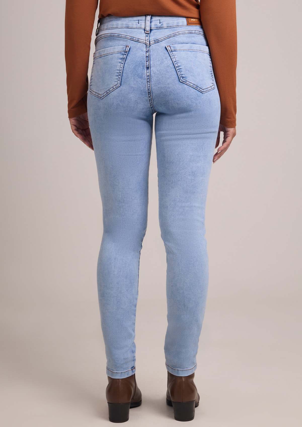 image_9480bb31-335e-4cd0-8319-9b976d7ecd0c