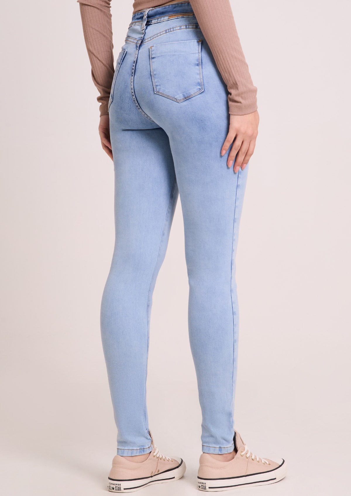 image_e4a874ea-daa7-490c-8713-cf5b2aaf6afb