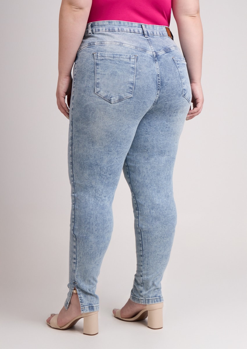 image_8d5d8afe-4c53-4f3a-939a-ee7c6ba27eb7