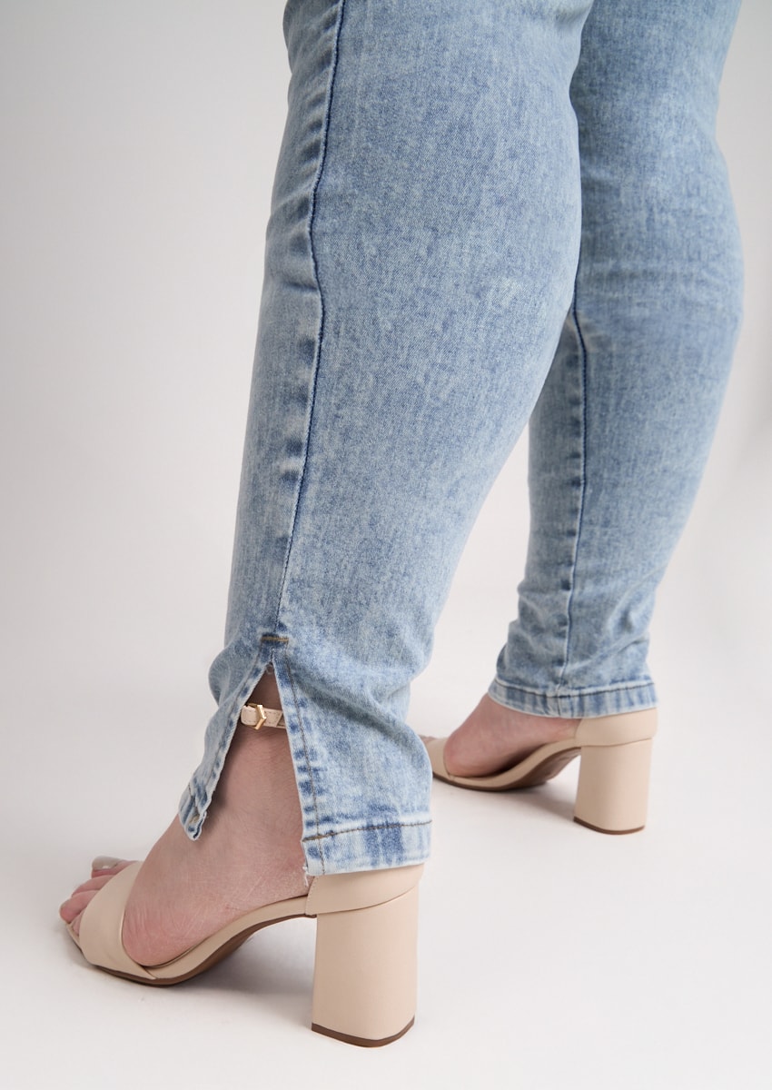 image_2751158a-9845-413d-818b-d8764006f0ca