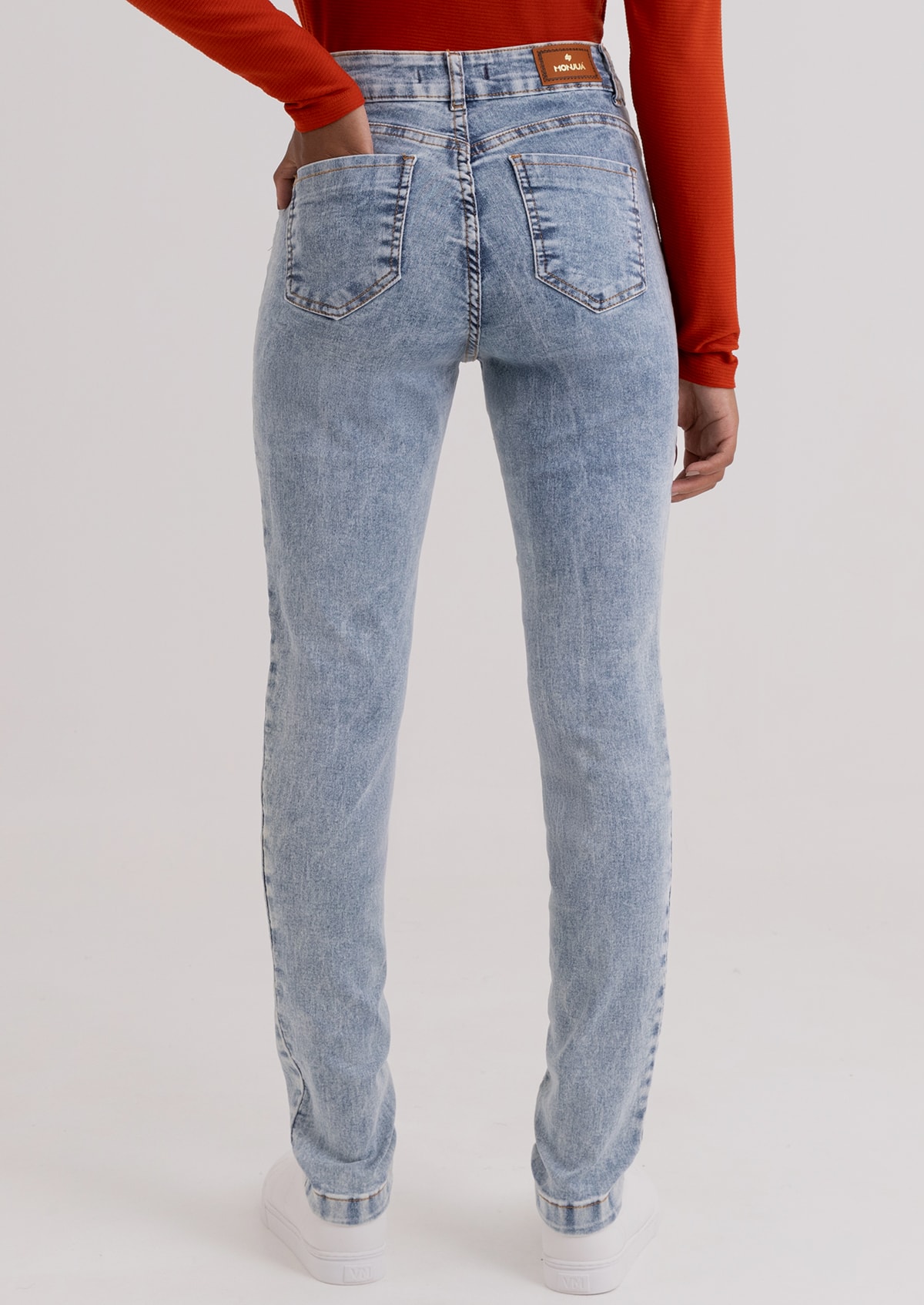 image_eaae75f2-b5fa-4971-81e6-33d1bf3d2bbe