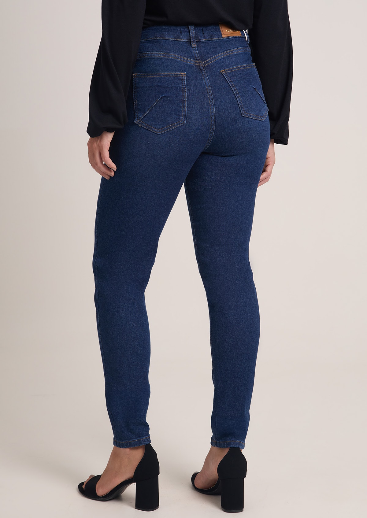 image_7a9805d2-afb3-4f13-804e-82f8813f2035