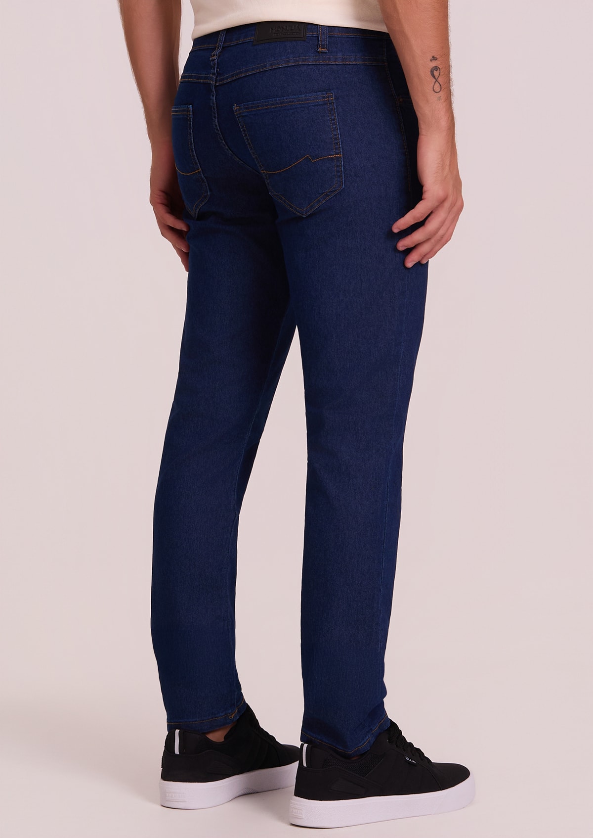 image_db2a18c6-0651-4b5a-b377-f902f62ed81f