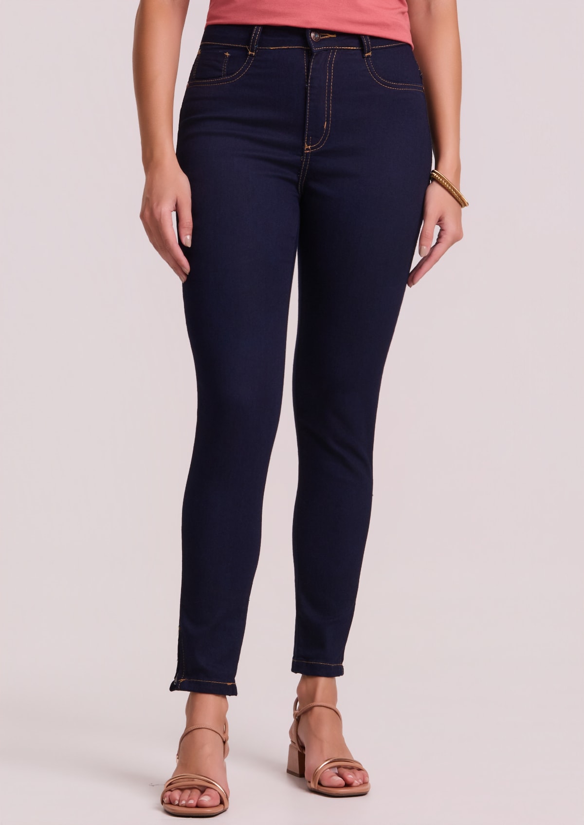 image_c416c6ad-7b05-4354-bf3b-ef5e28eff753