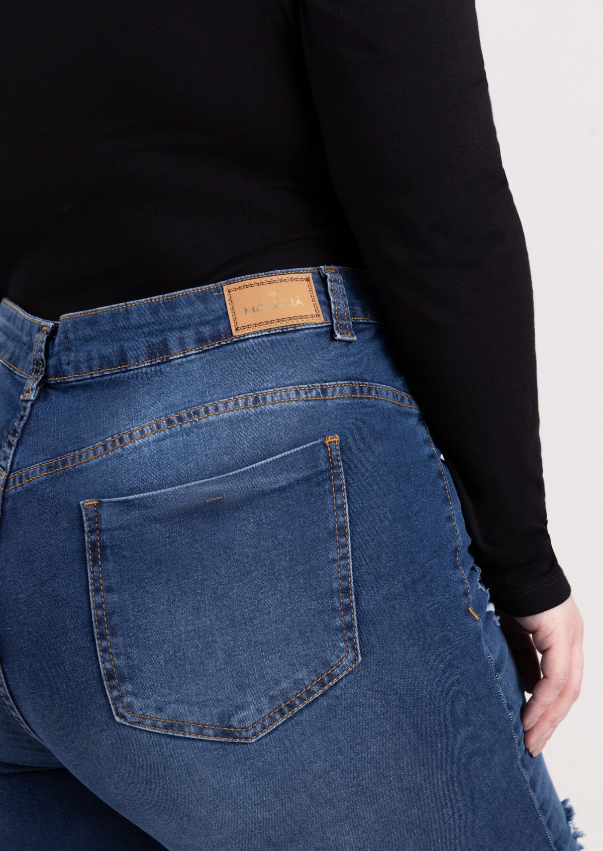 image_b3452872-d8a5-48e1-9604-d30863ed7378