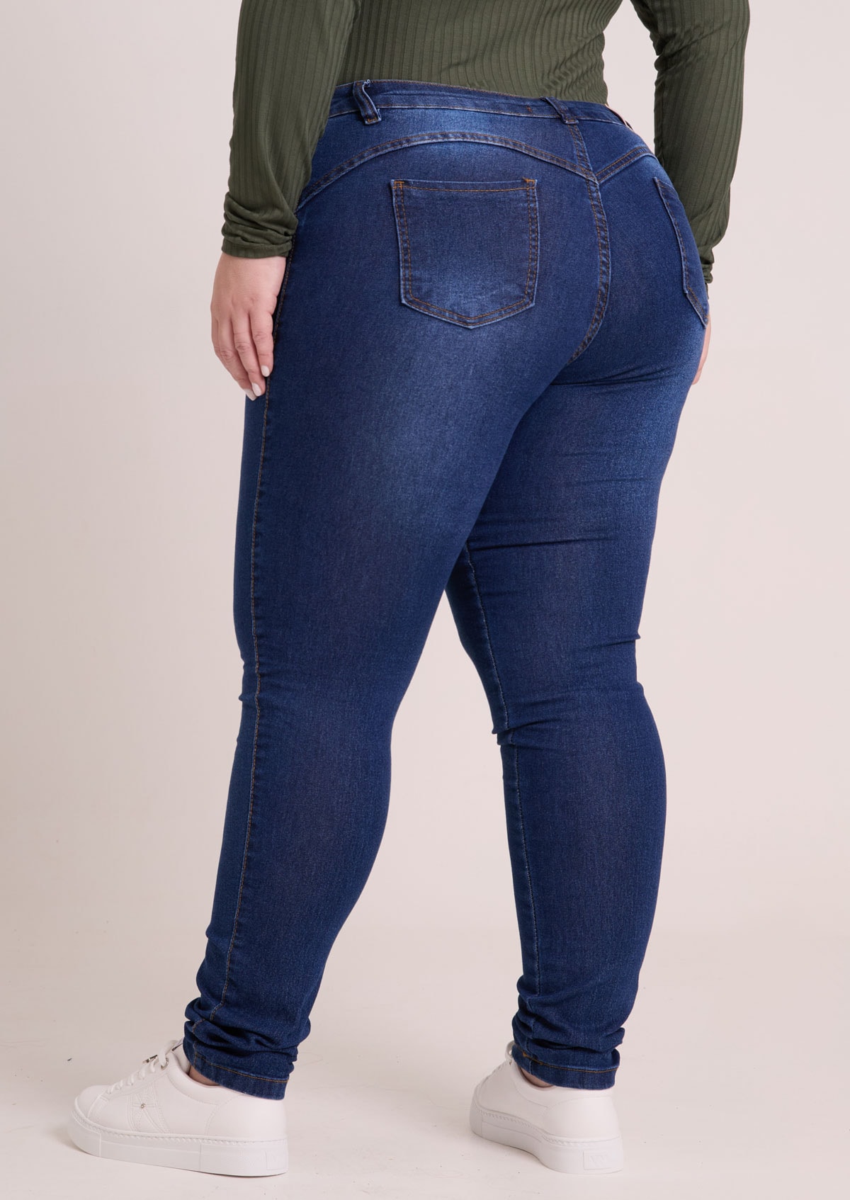 image_54357079-259d-4c8b-b5c8-c9fa9a6d9b87